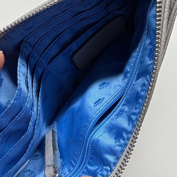 Juicy Couture Silver-Tone Gray Wristlet NWOT!! - Picture 4 of 8